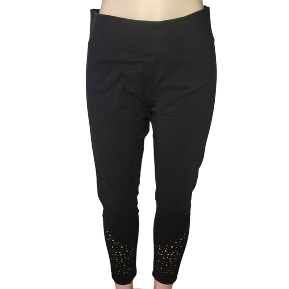 Victoria's Secret Black Leggings with Cutout Design - Picture 6 of 8